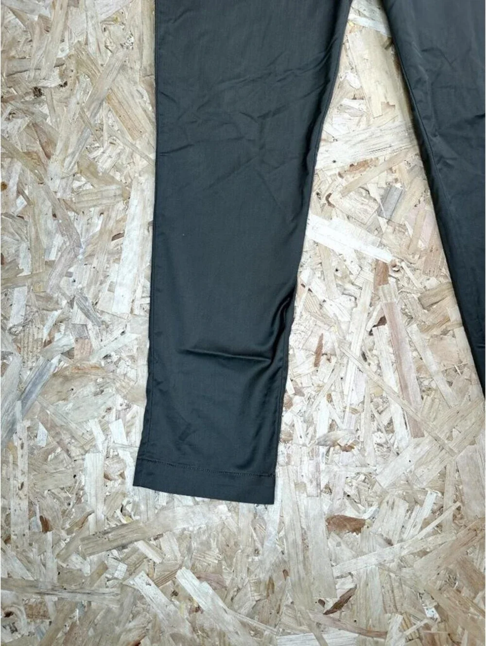 Banana Republic Slim Fit Chino Pants Mens 34x30 Olive Green Cotton Stretch